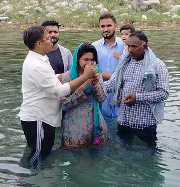 baptisms_02.jpg