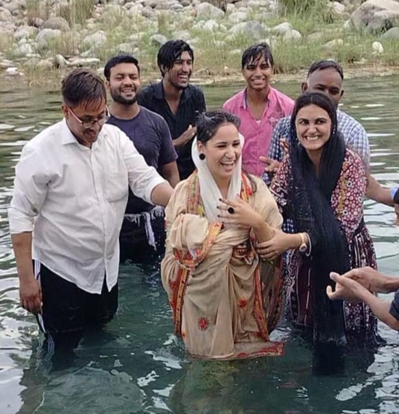 baptisms_04.jpg